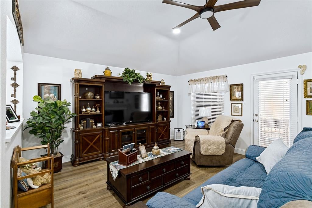3724 Chapin Court