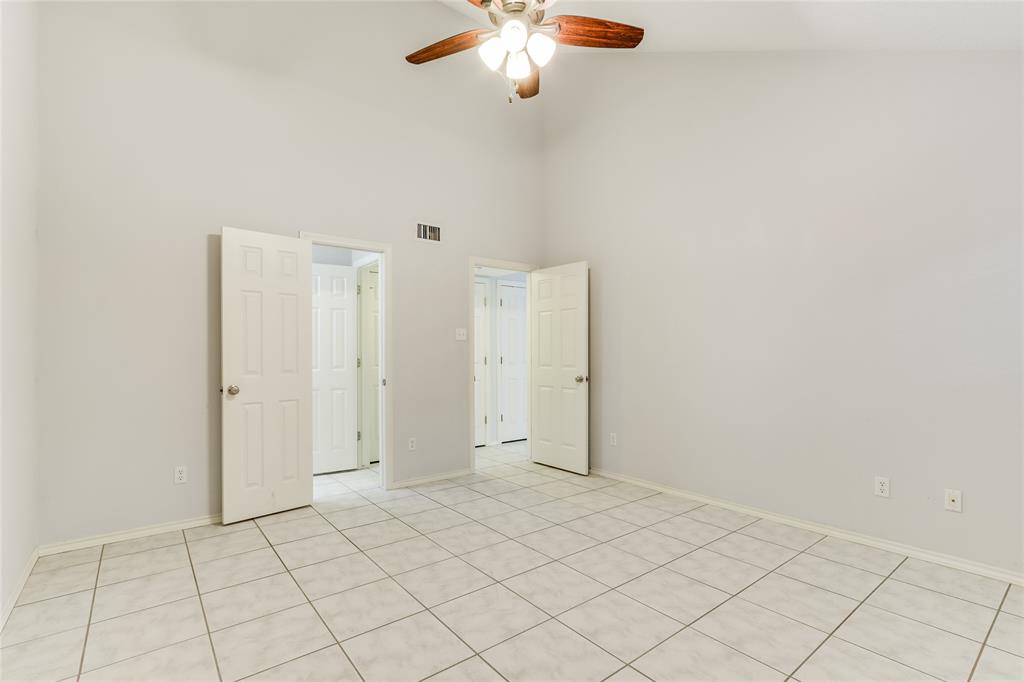 Grapevine, Texas 76051, United States, 3 Bedrooms Bedrooms, ,2 BathroomsBathrooms,Residential,Active,123129