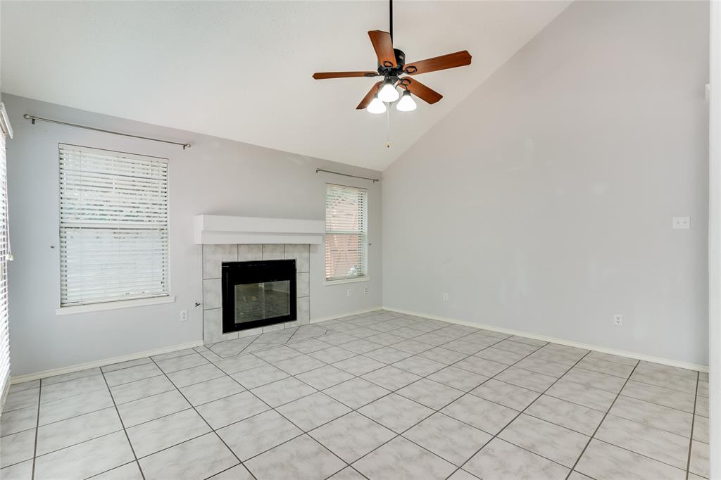 Grapevine, Texas 76051, United States, 3 Bedrooms Bedrooms, ,2 BathroomsBathrooms,Residential,Active,123129