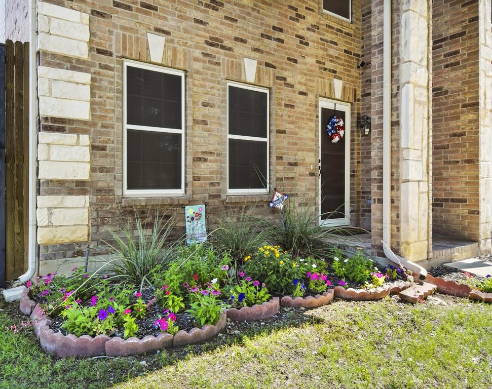 1729 Thorntree Lane