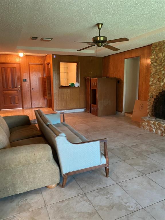 6604 Ems Court