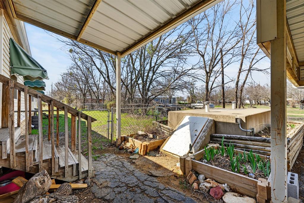 Lawn Terrace - Residential