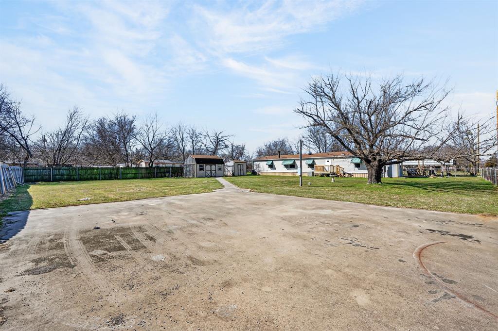 Lawn Terrace - Residential