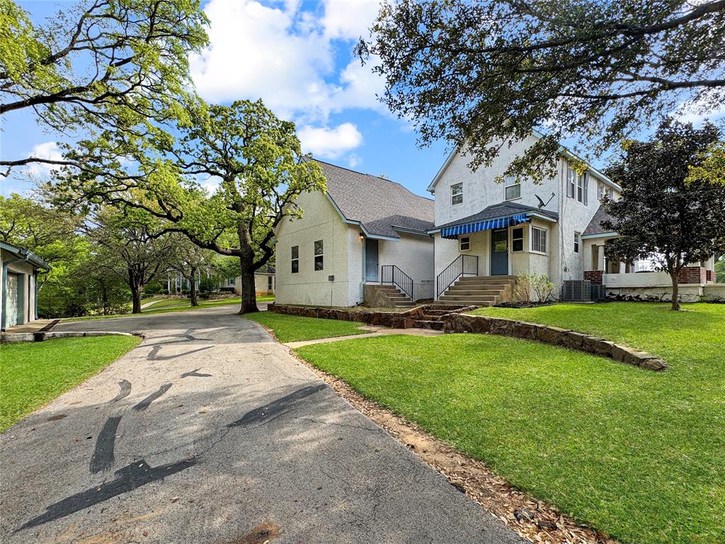 1205 Forest Ridge Drive