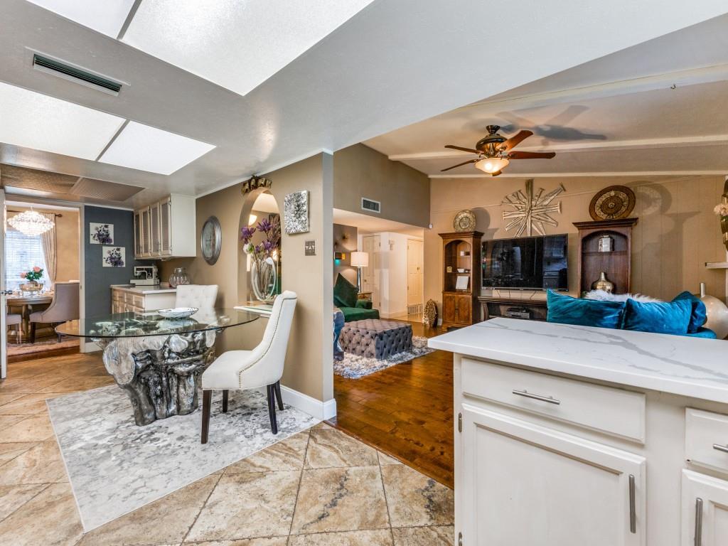 White Rock Village 01 - Residential