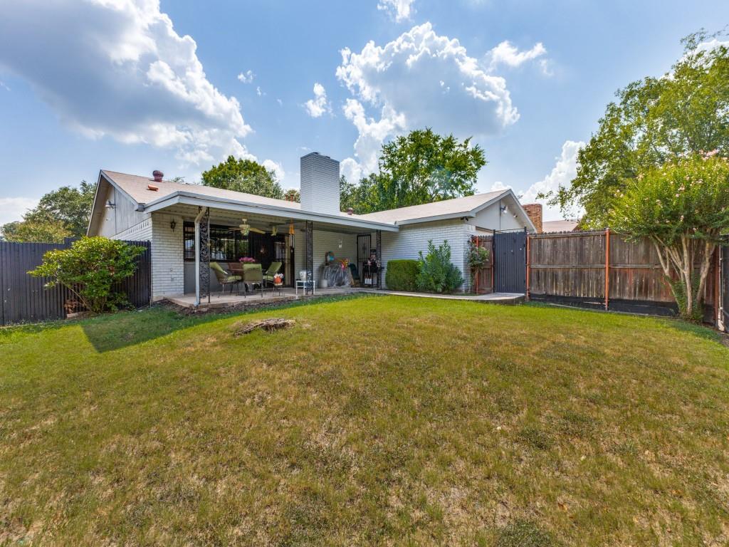 White Rock Village 01 - Residential