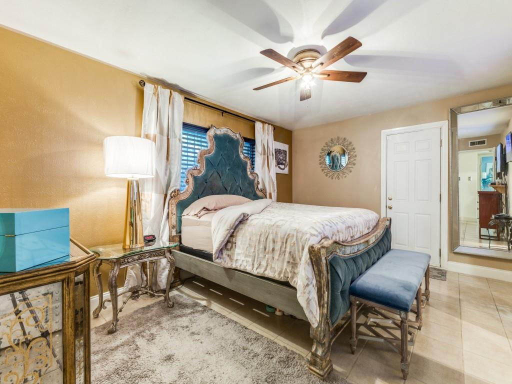 White Rock Village 01 - Residential