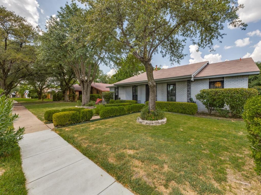 8633 Baumgarten Drive