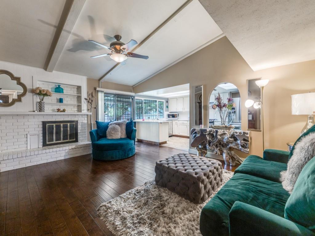 White Rock Village 01 - Residential