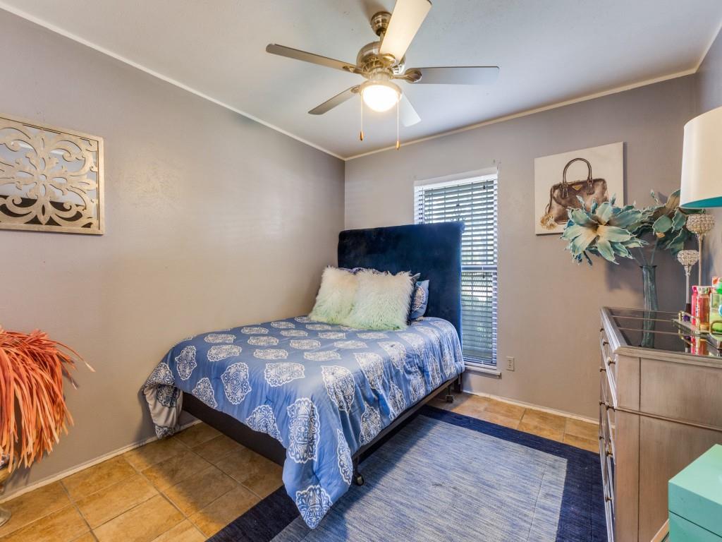 White Rock Village 01 - Residential