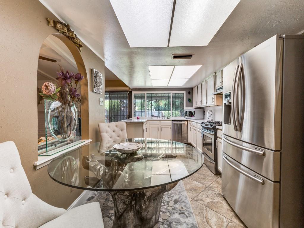 White Rock Village 01 - Residential