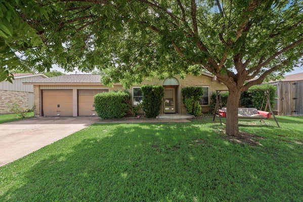 6536 WAKEFIELD RD, NORTH RICHLAND HILLS, TX 76182 - Image 86c1c8b6fa7bf009a1bf1622c641bdbe/351020354