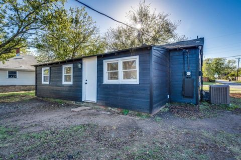 A home in Cleburne