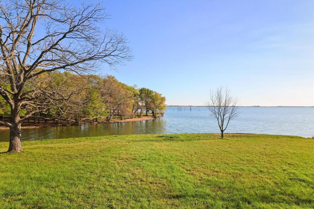 Moonlight Pt On Richland Chamb - Land