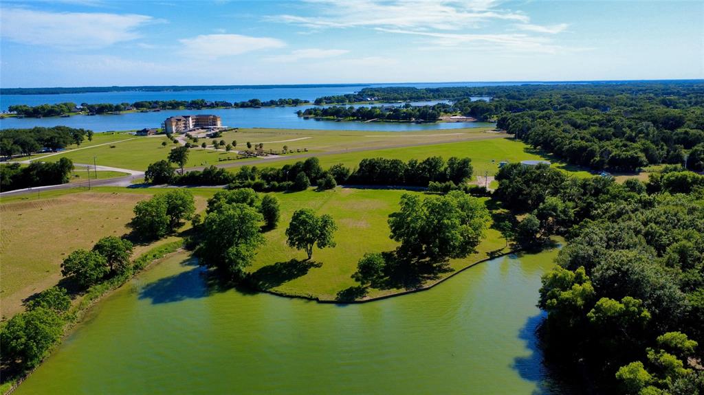 Moonlight Pt On Richland Chamb - Land