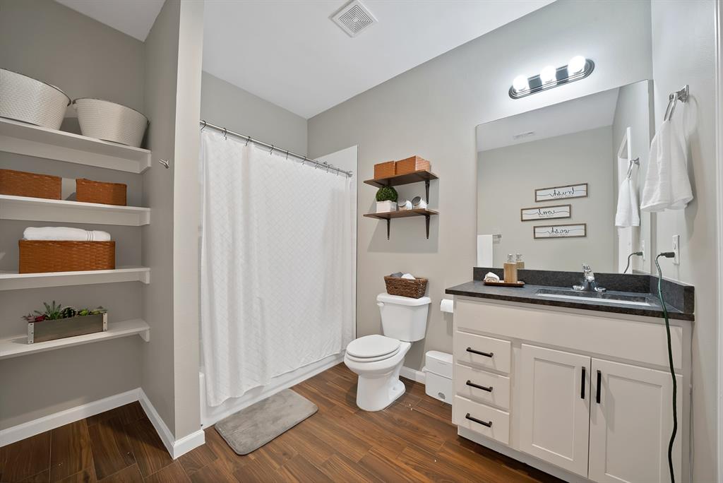 Lancaster Hills 05 - Residential