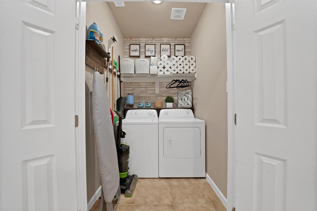 Lancaster Hills 05 - Residential