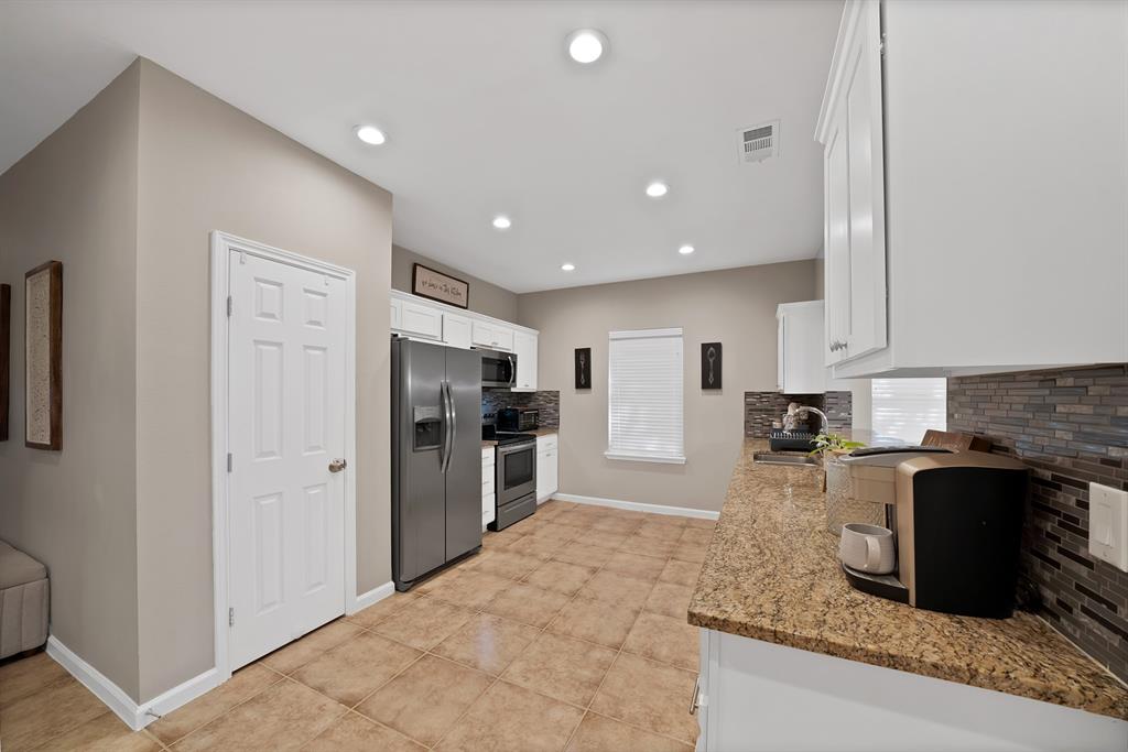 Lancaster Hills 05 - Residential