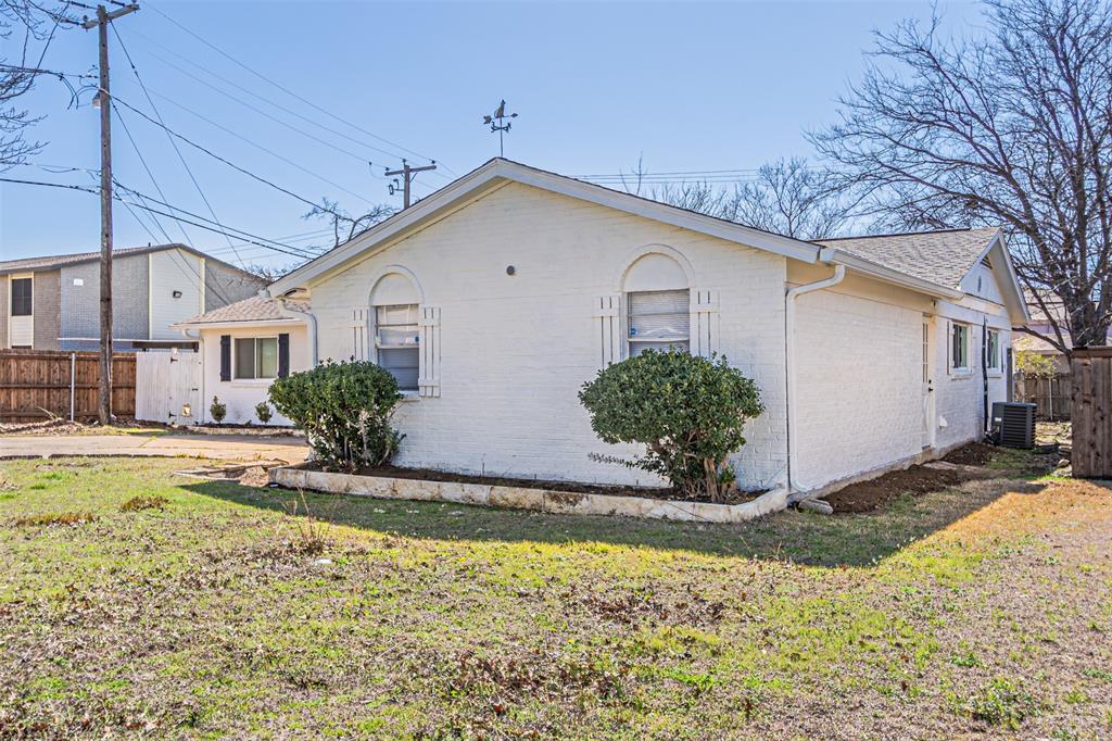 7604 S College Circle