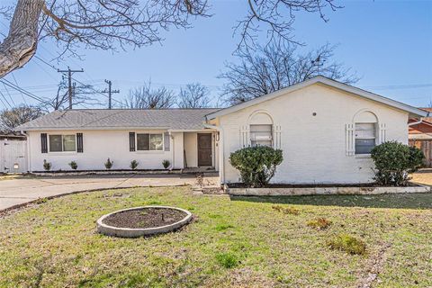 7604 S College Circle, North Richland Hills, TX 76180 - #: 20843639