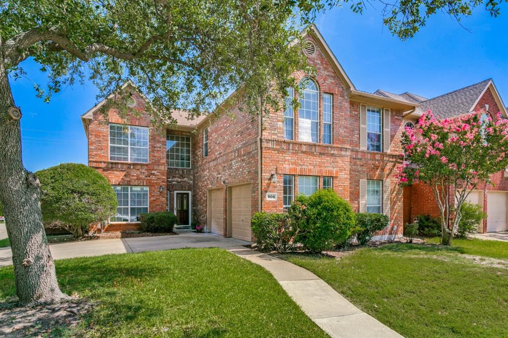 904 Brentwood Drive
