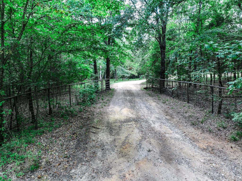 220 County Road 4577