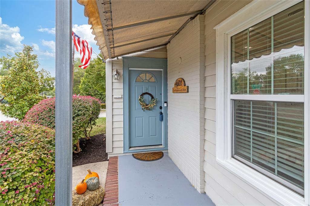 4601 Collinwood Avenue