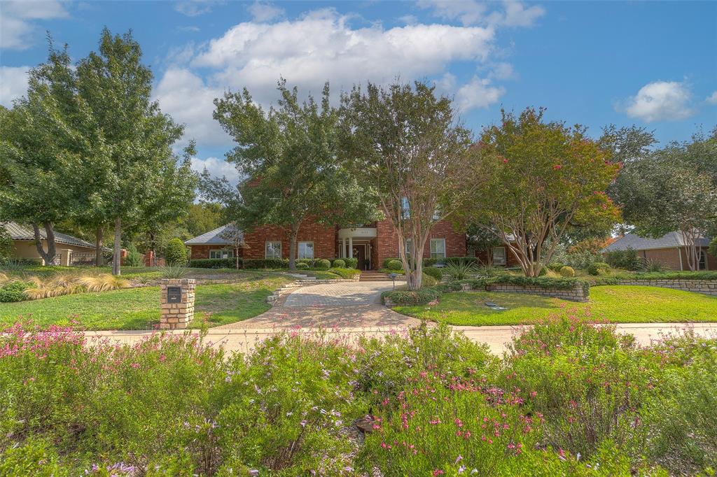 6133 Forest Highlands Drive