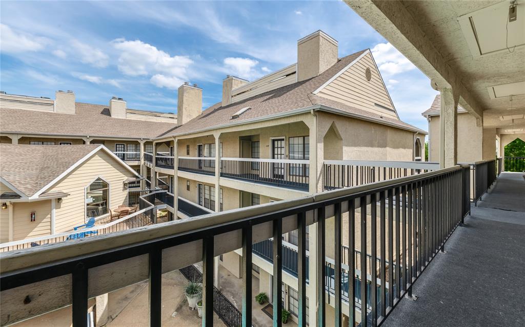 Lovers Lane Condos Ph I - IV - Residential