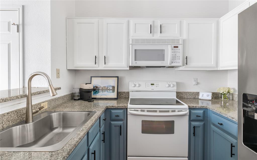 Lovers Lane Condos Ph I - IV - Residential