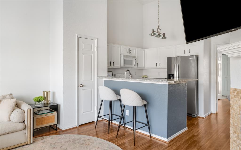 4800 W Lovers Lane 312