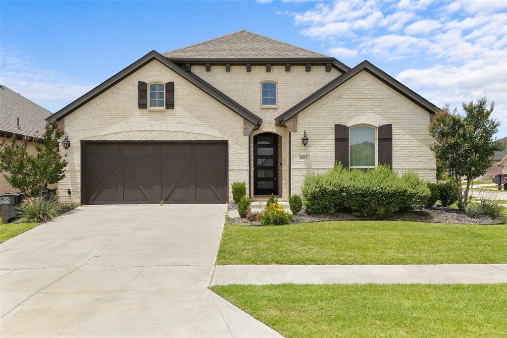 6012 Mapleshade Way