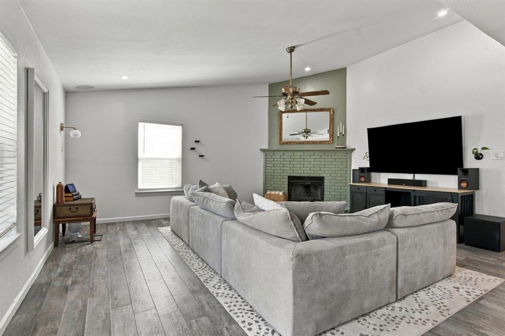 831 Beverly Drive