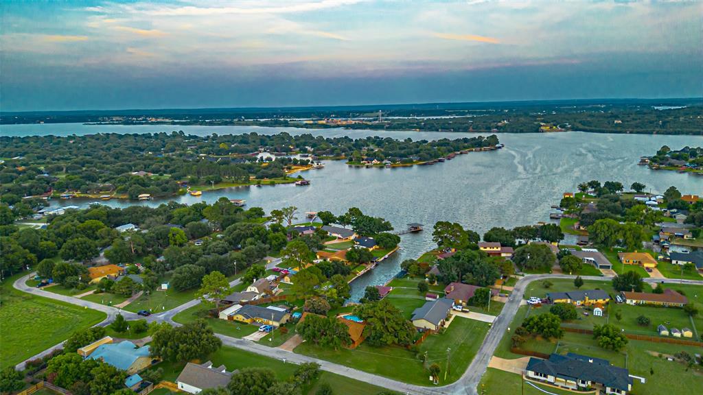 Nassau Bay II - Residential