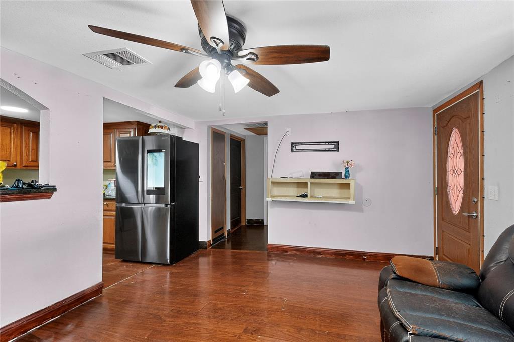 thomas collins - Residential