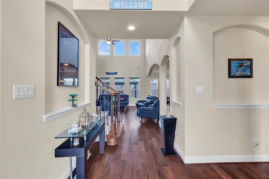 9810 Clubhouse Circle