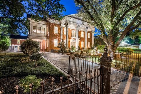 315 N College Street McKinney TX 75069