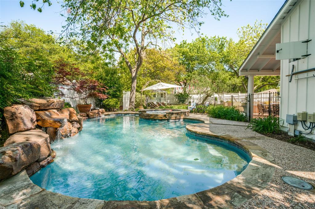 Mckinney Outlots - Residential