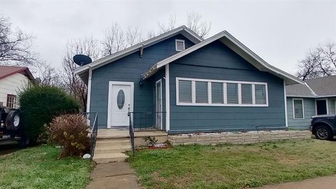 826 W Crawford Street Denison TX 75020