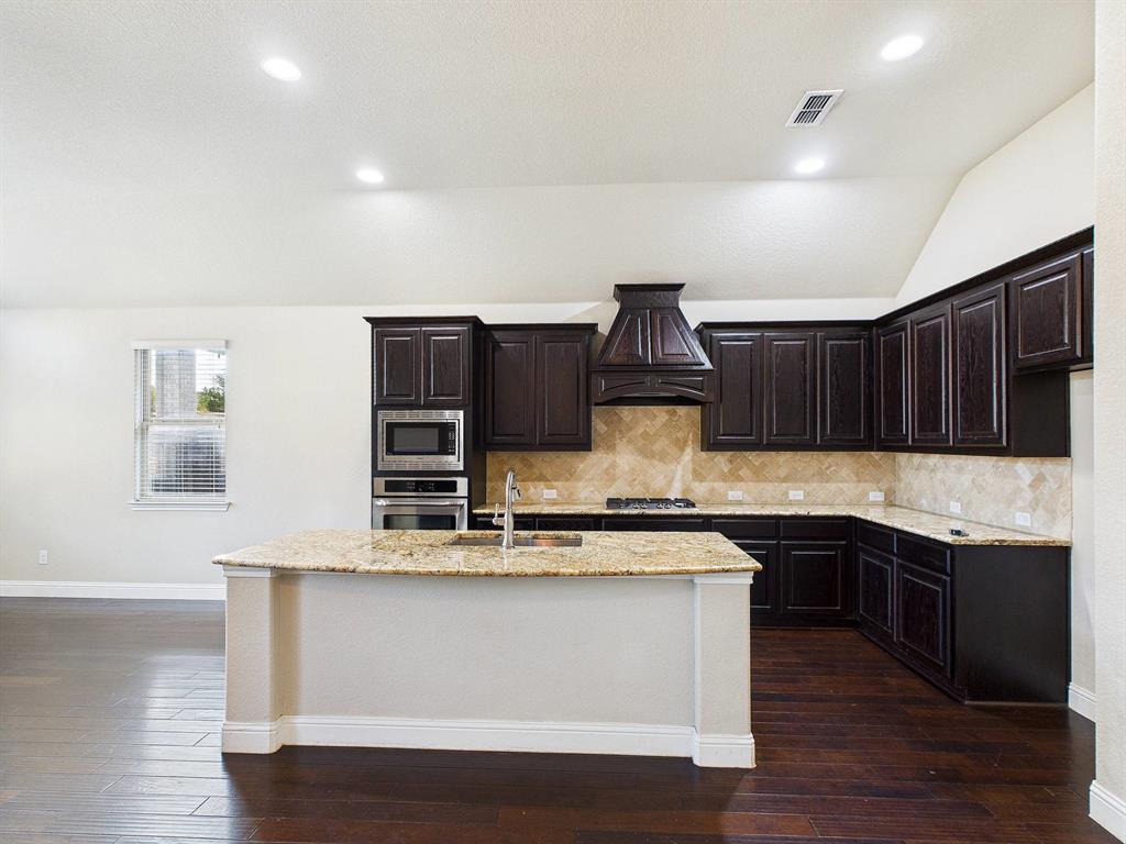 5112 Stockwhip Drive