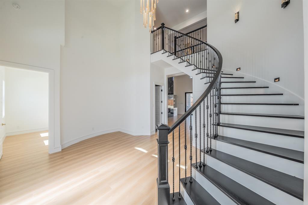 1010 W McDonwell School Road