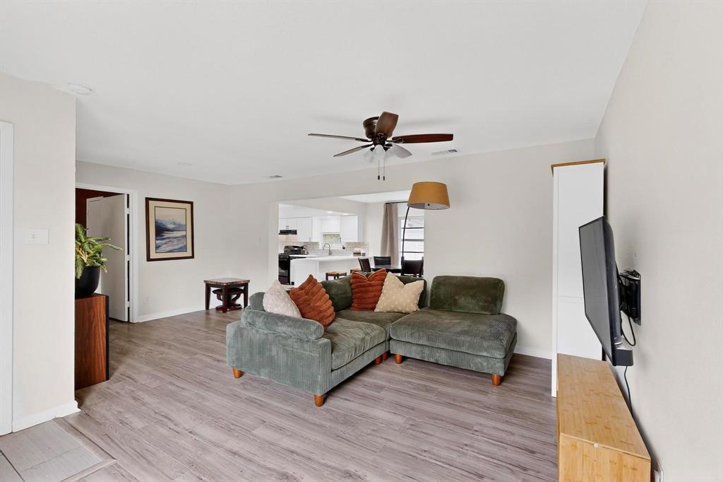 Country Club Park 01 - Residential