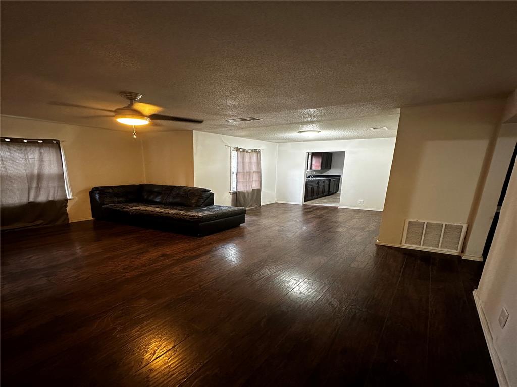 Deerpath Village 05 - Residential