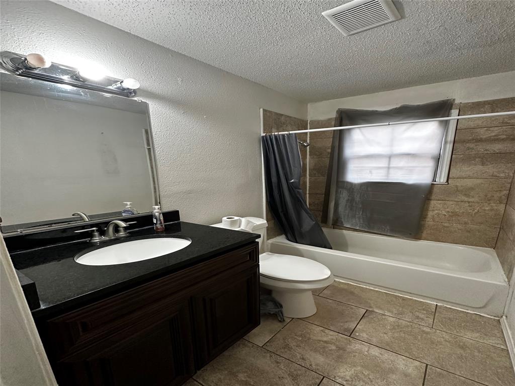 Deerpath Village 05 - Residential