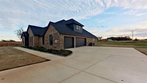 A home in Wills Point