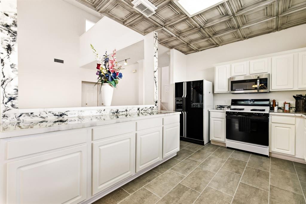 Thousand Oaks Ph II - Residential