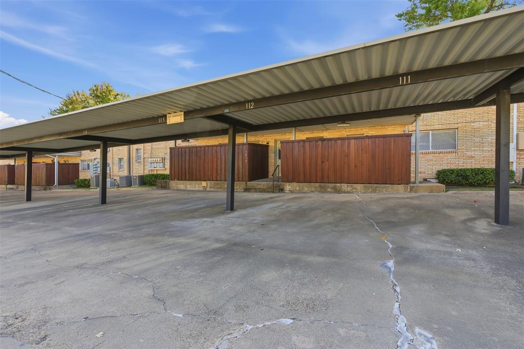 Sandhurst Plaza Condo - Residential