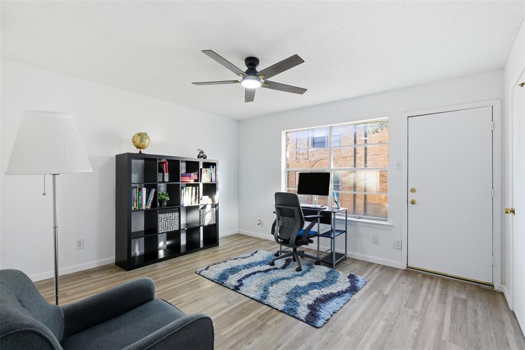 Sandhurst Plaza Condo - Residential