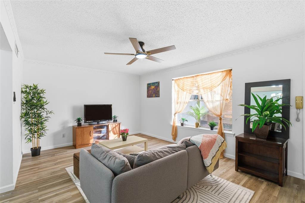 Sandhurst Plaza Condo - Residential