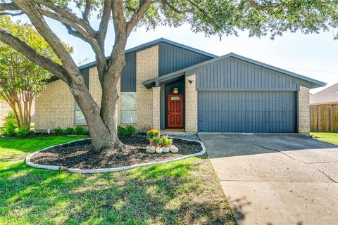1632 Highpoint Drive Lewisville TX 75077